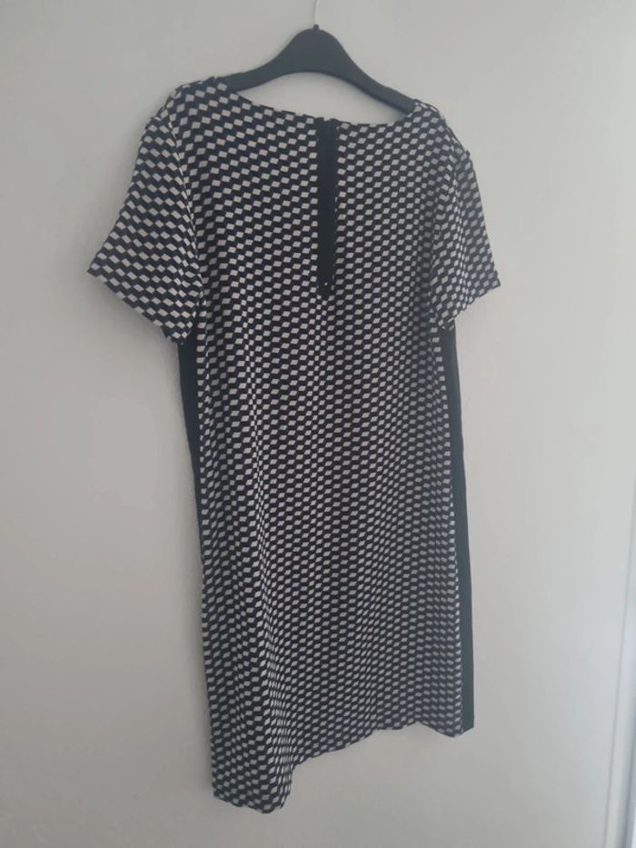 Robe courte - photo numéro 3