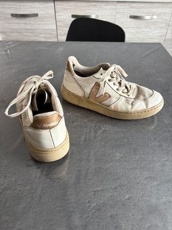 Baskets Veja • blanc & doré • 38 🌿