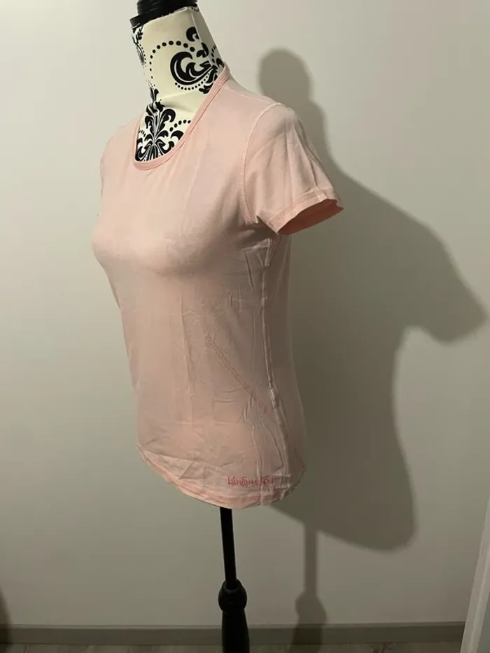 T-shirt Levi’s taille L 40 rose clair col rond extensible - photo numéro 3