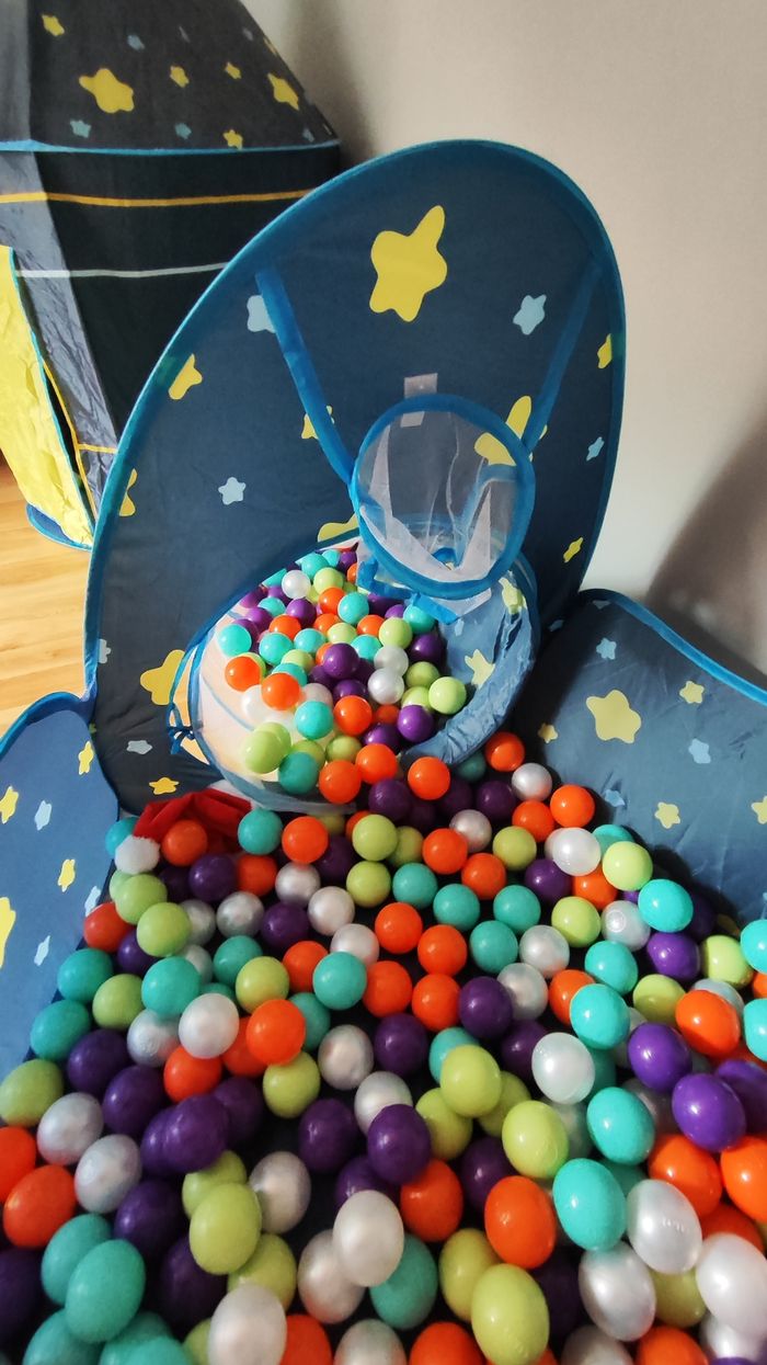 Tente 3 en 1 avec tunnel et piscine à boules château - photo numéro 4