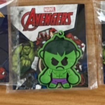 1 porte-clé Hulk