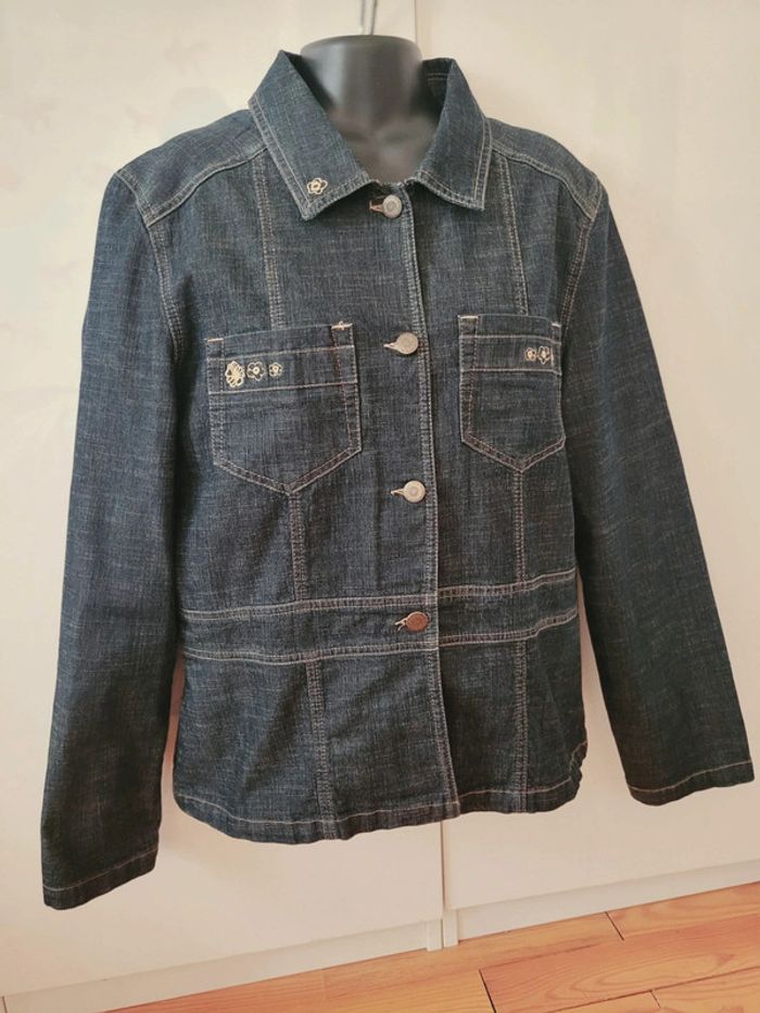 Veste Blazer tissu léger style jeans denim Armand Thiery bleu broderies fleurs - photo numéro 2