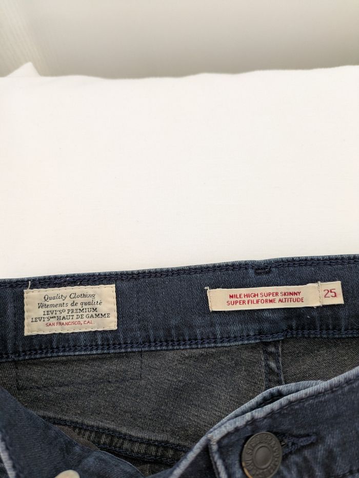 Jean Levi's Mile High Super Skinny - taille 25 - photo numéro 2