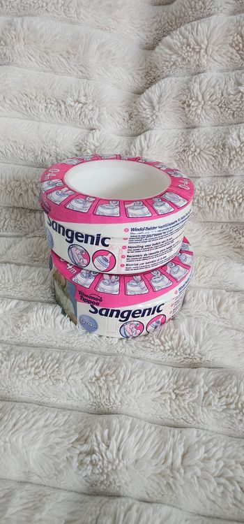 Lot de 2 recharges Sangenic Tommee Tipee neuf 