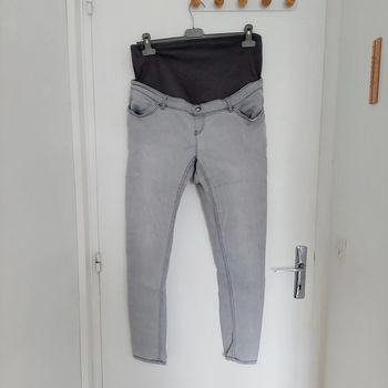 Jean skinny de grossesse gris