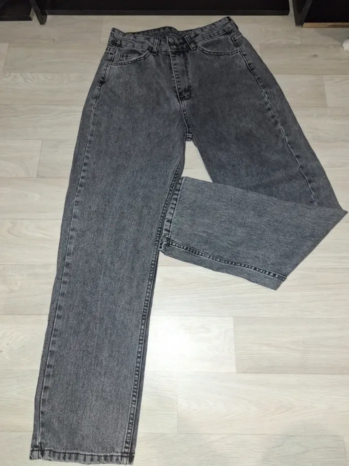 Jean gris