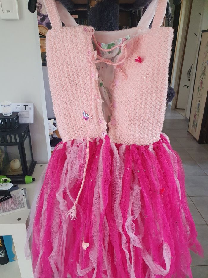 Robe princesse et cape 4/5 ans - photo numéro 3