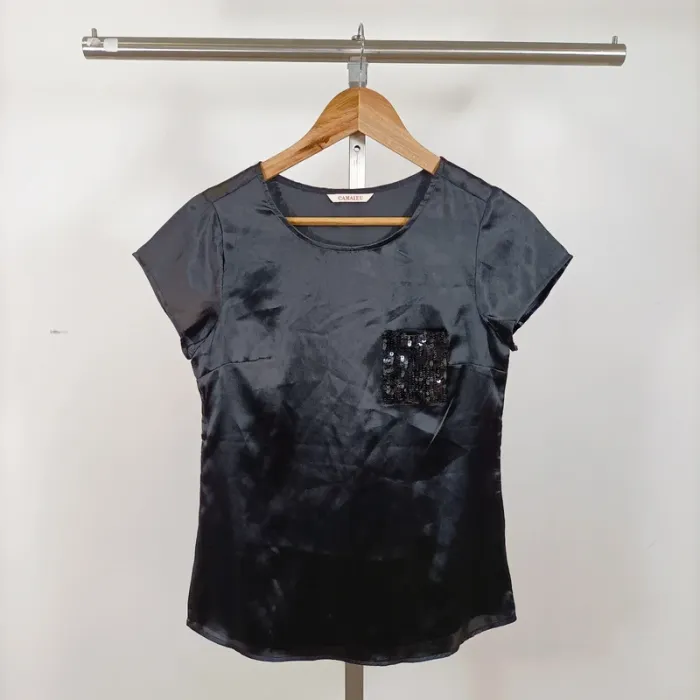 Top noir satiné Camaïeu effet ombré poche sequins T36 manches courtes chic soirée A1246