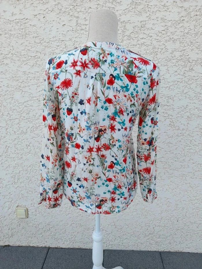 Chemisier blouse fluide blanches motifs fleurs🥀 t.S - photo numéro 3
