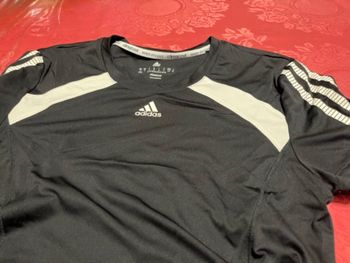 Teeshirt Response Adidas taille S
