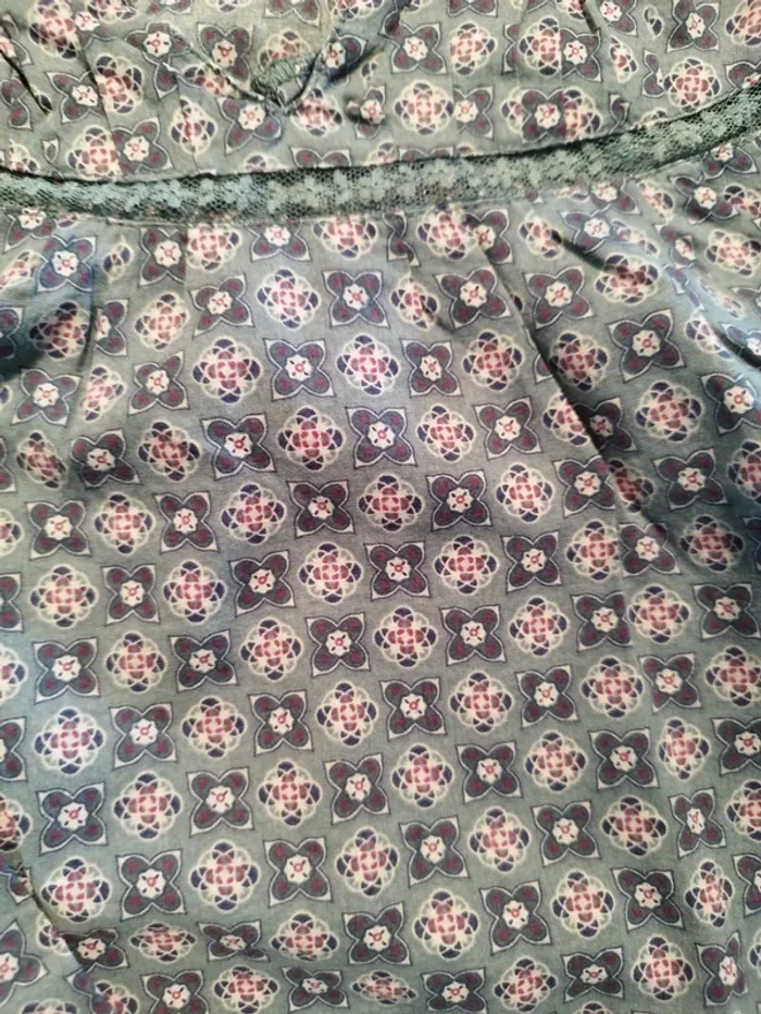 Blouse 8 ans Cyrillus - photo numéro 3