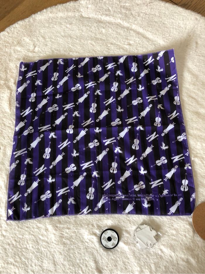 Goodies Wednesday - Mercredi Addams - photo numéro 2