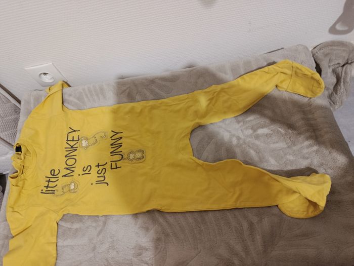 Lots de 3 pyjamas entier avec pieds - photo numéro 2