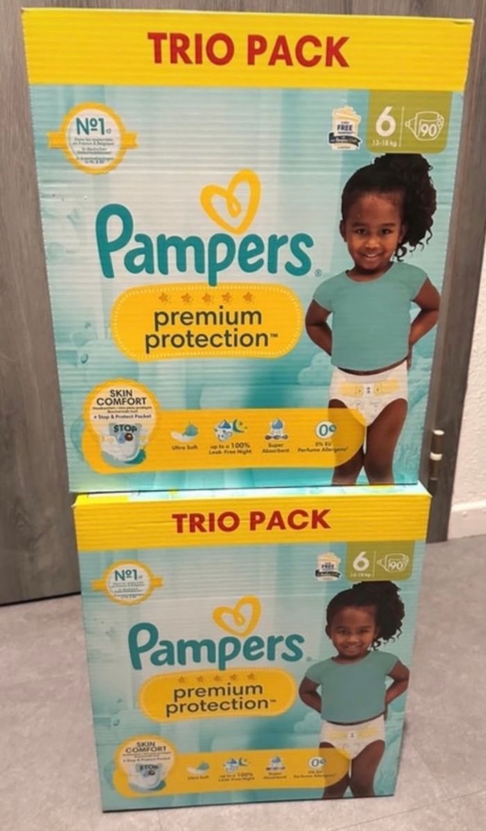 180 couches Pampers premium taille 6