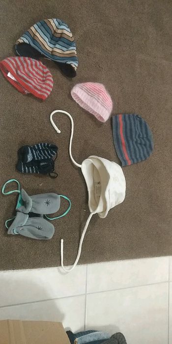 ensemble.bonnets et gants