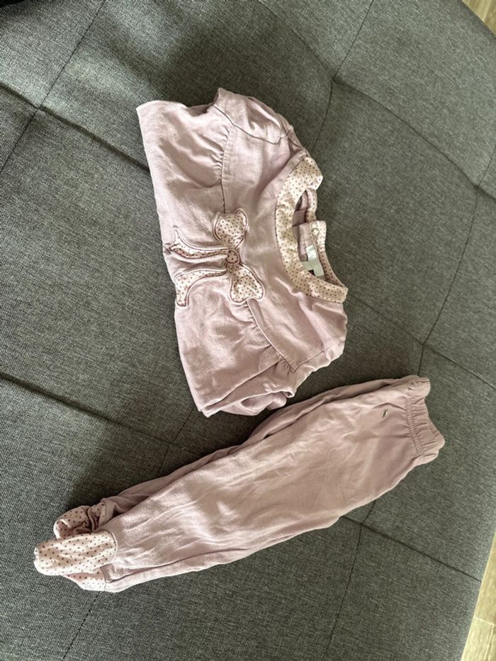 Pyjama 2 pièces 9 mois fille lilas et rose kitchoun bon état
