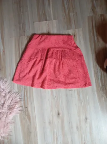 Jolie jupe dentelle macramé