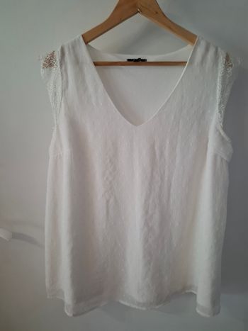 Blouse kiabi taille 42 en très bon état 
