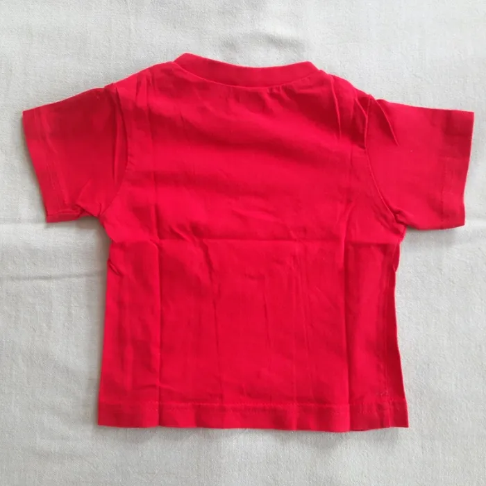 Lot de 4 t-shirts Decathlon et autre 12 mois - photo numéro 6
