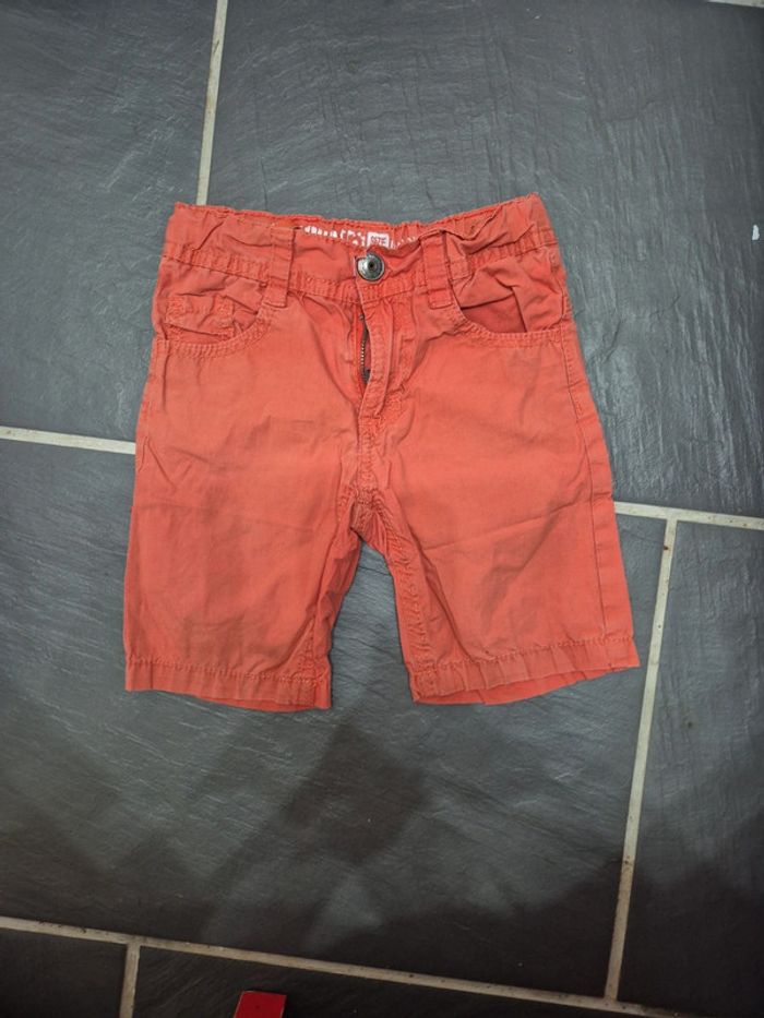 Short orange