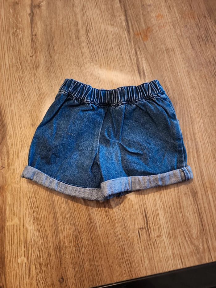 Short vertbaudet taille 2 ans - photo numéro 2