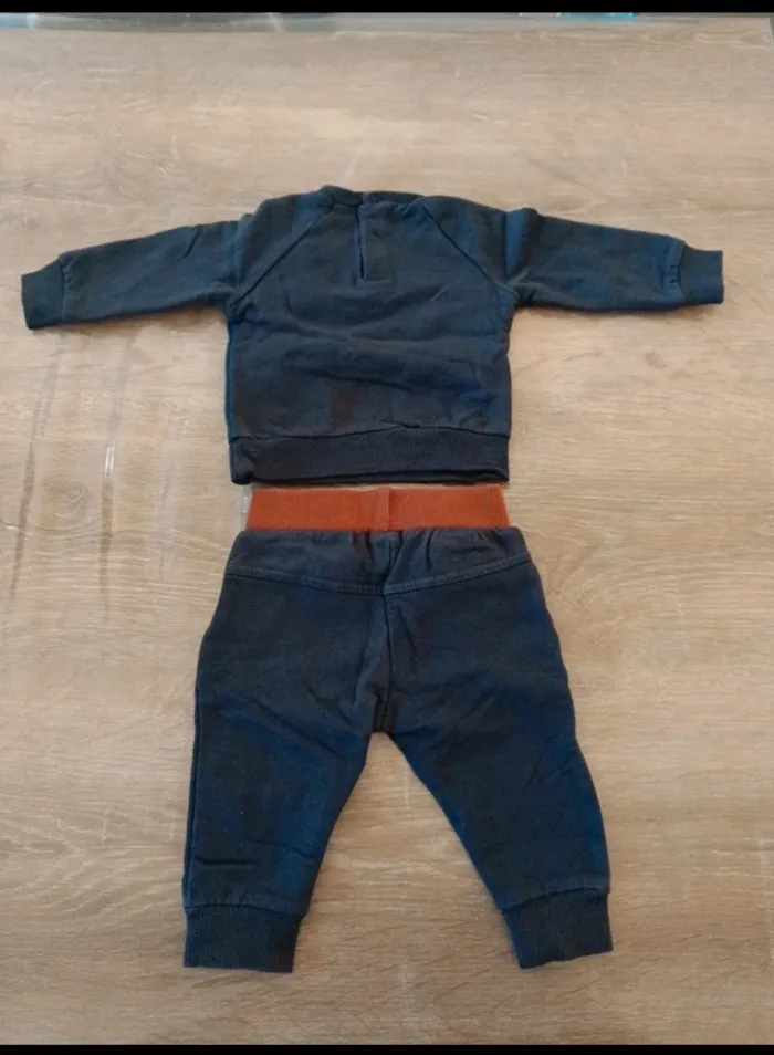 Ensemble garçon 1 mois tbe - photo numéro 6