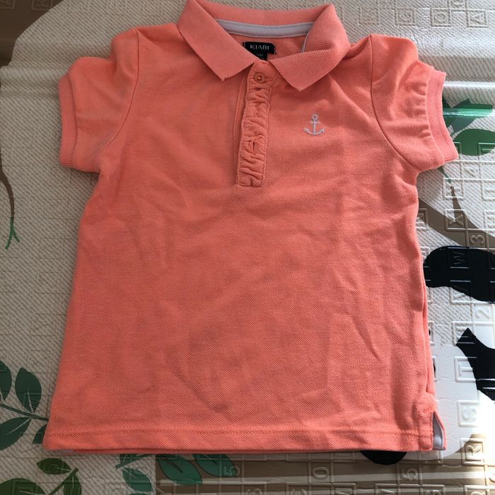 T-shirt polo