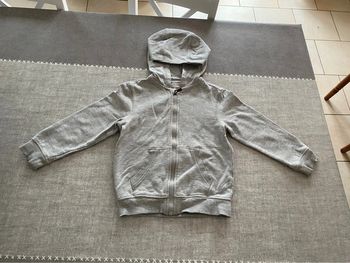 Veste à capuche grise orchestra 6 ans