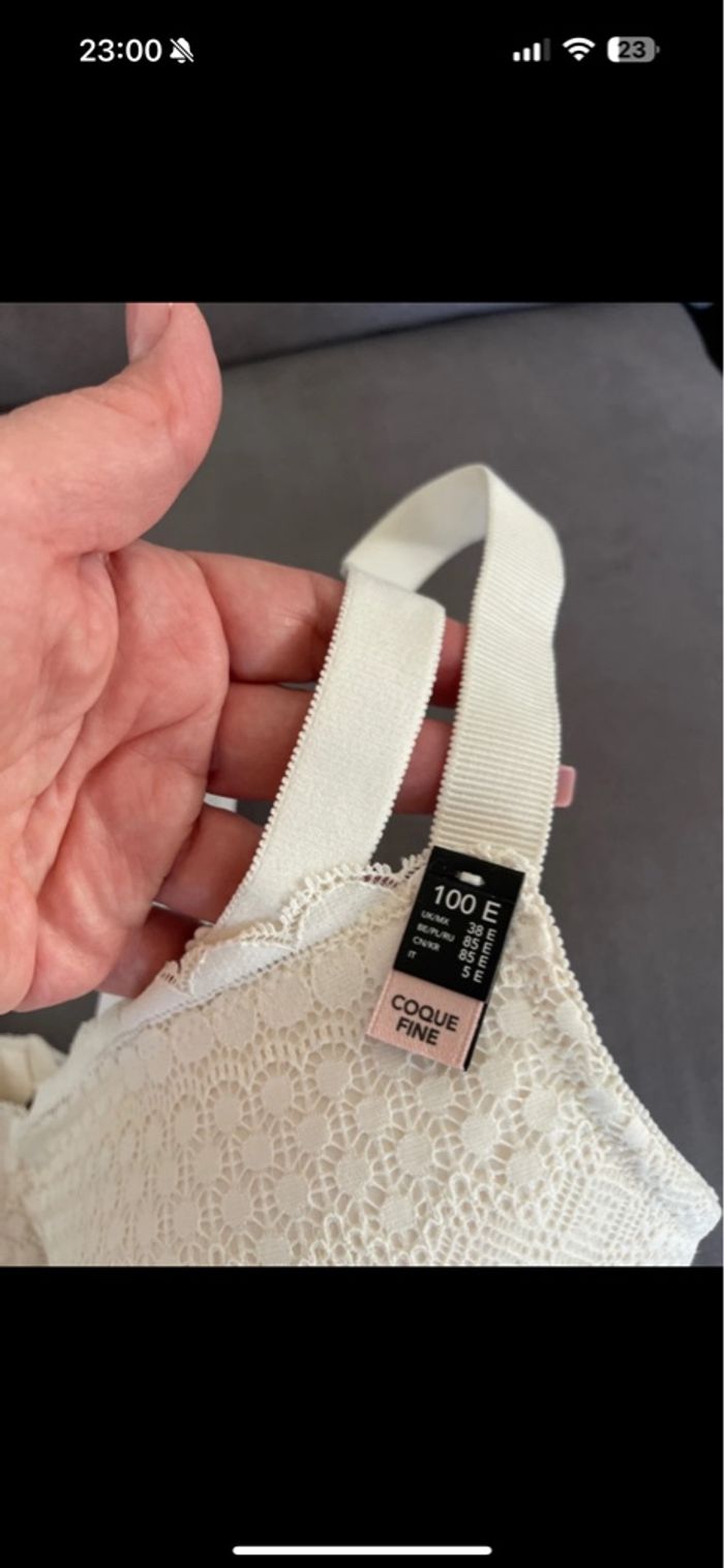 Soutien gorge - photo numéro 2