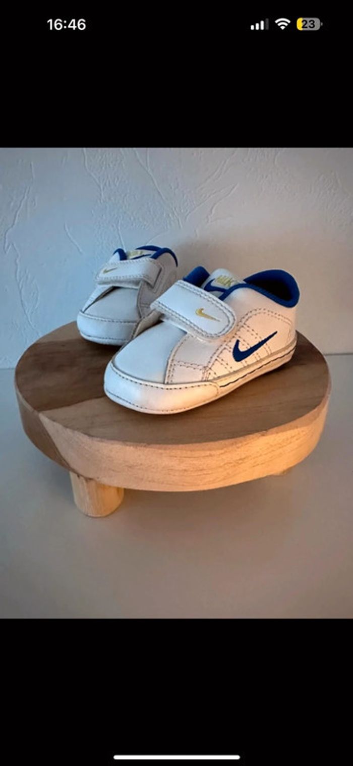 Nike souples pointure 17 - photo numéro 2