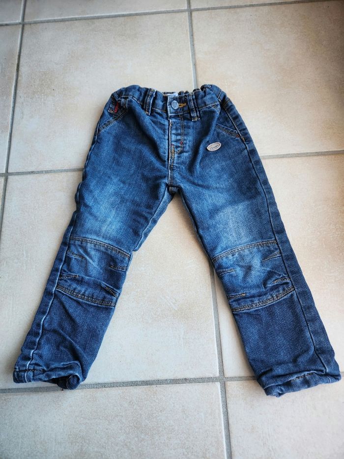 Jean Creeks raille 3 ans