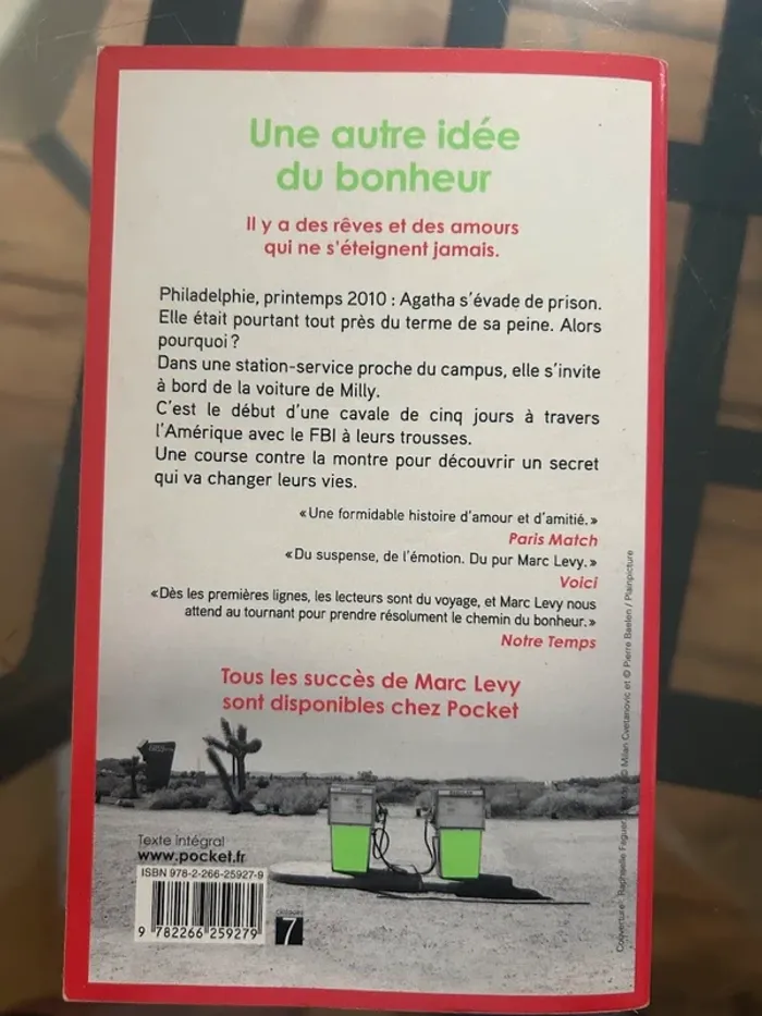 Une autre idée du bonheur de Marc Levy - photo numéro 2