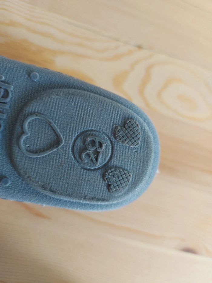 Chaussons 29 - photo numéro 2