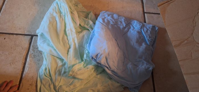 Lot 2 drap housse vert bleu avec couverture tissus accroché  60 120 - photo numéro 3