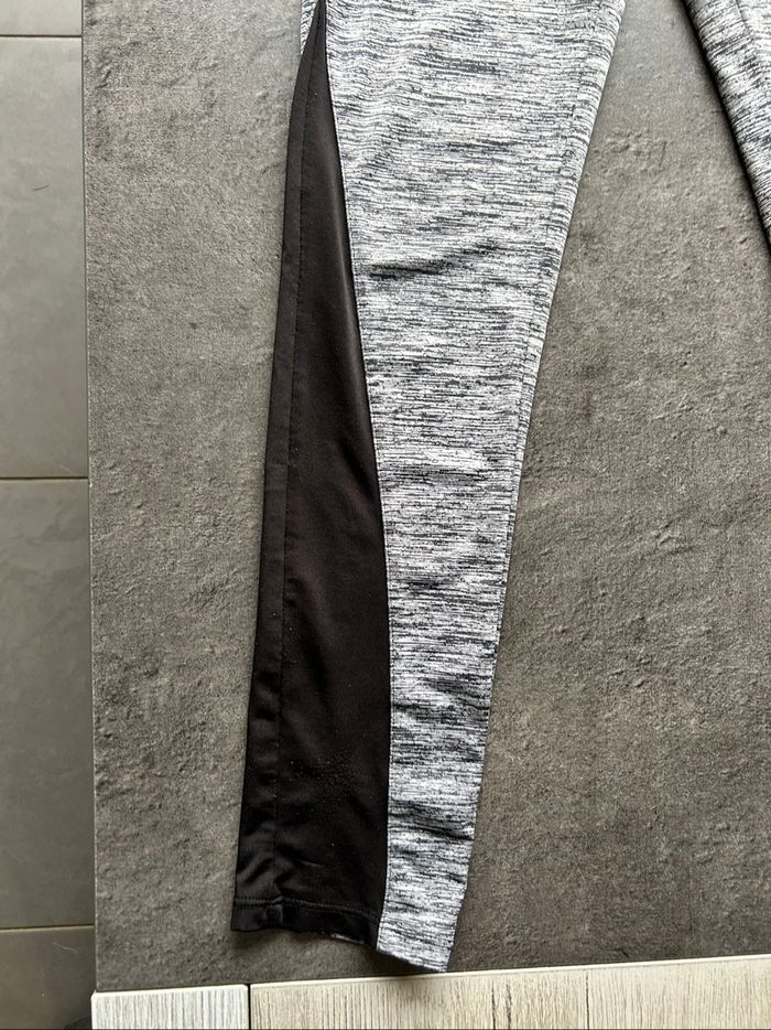 Legging sport - photo numéro 2