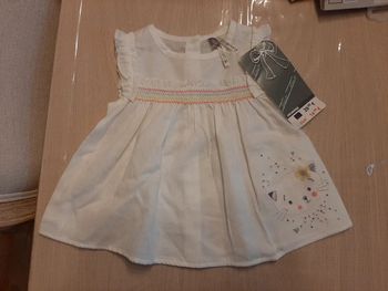 Robe Orchestra été neuve 6 mois blanche