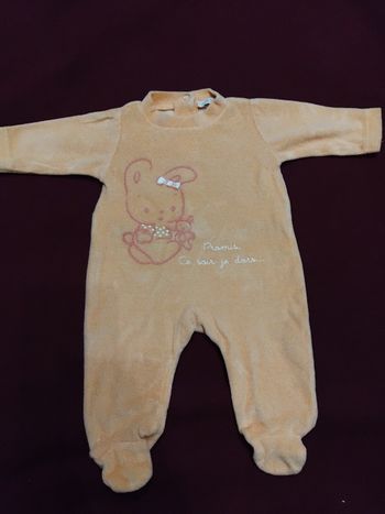 Pyjama velours taille 1 mois