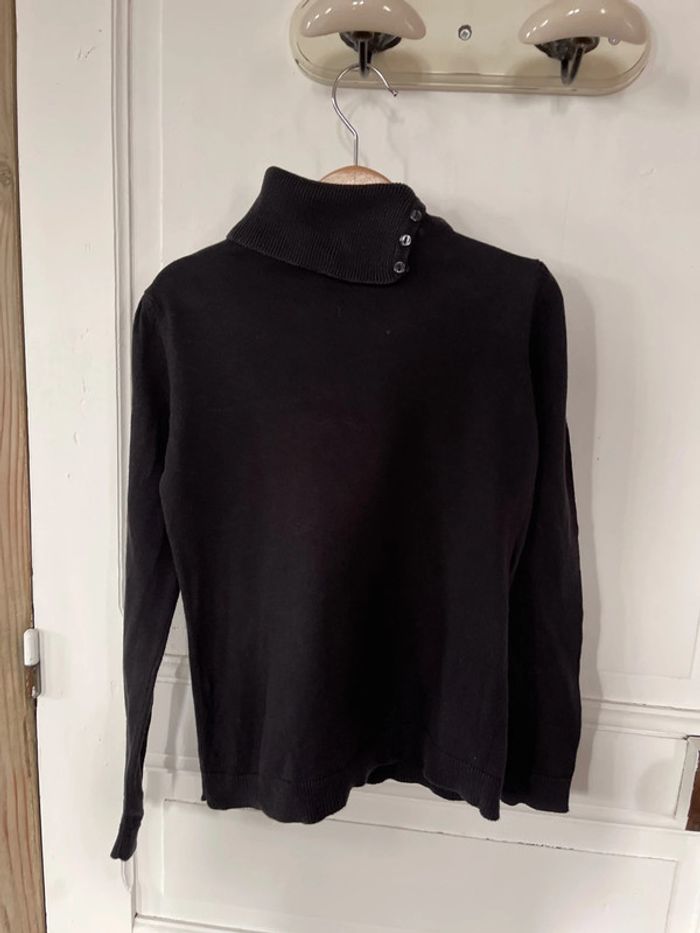 Pull noir, 10 ans