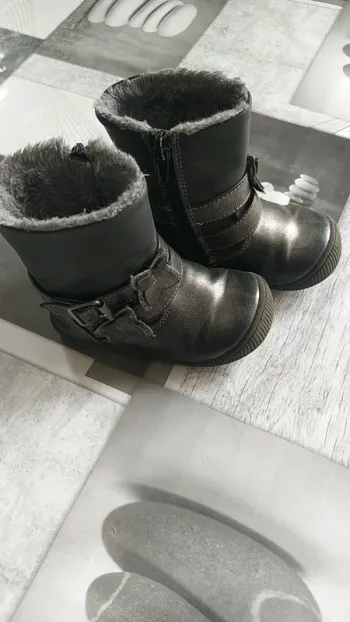 Bottes fourrées t 21