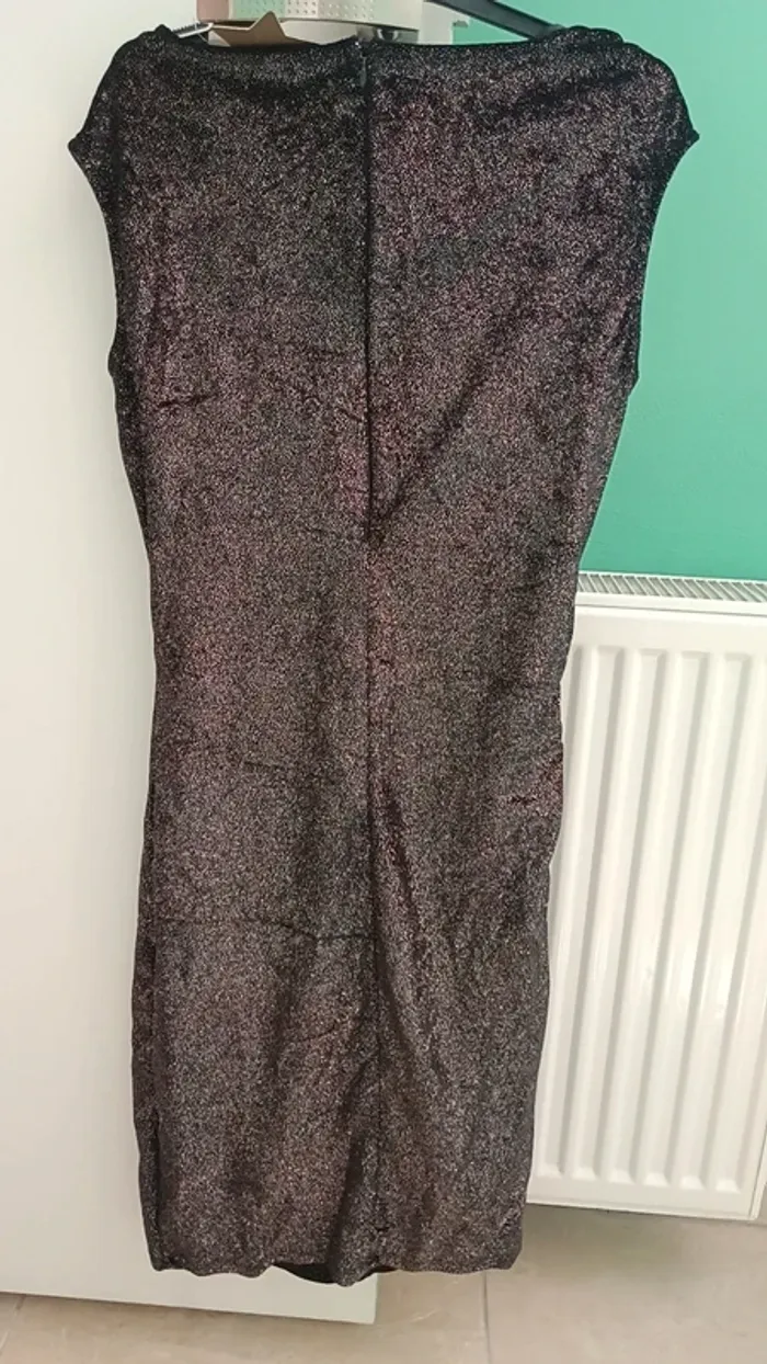 Robe noire brillante Taille 36 Neuve Zeeman - photo numéro 6