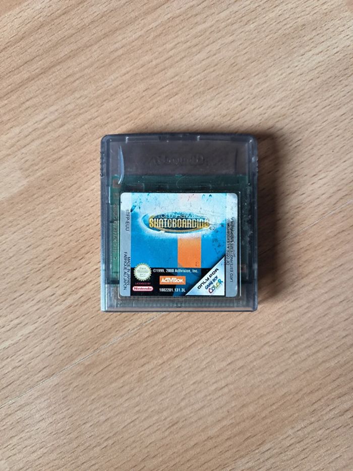 Jeu skateboarding Tony Hawks game boy color