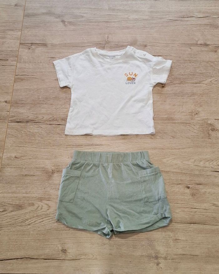 Lot ensembles shorts + t-shirts - photo numéro 3