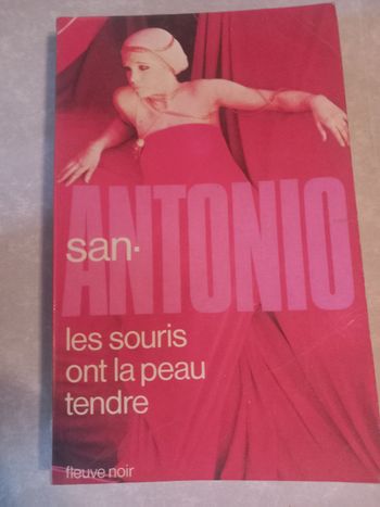 San Antonio, Les souris ont la peau tendre