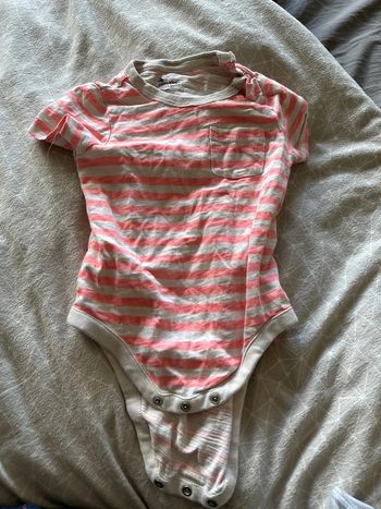 Gap body 18/24m