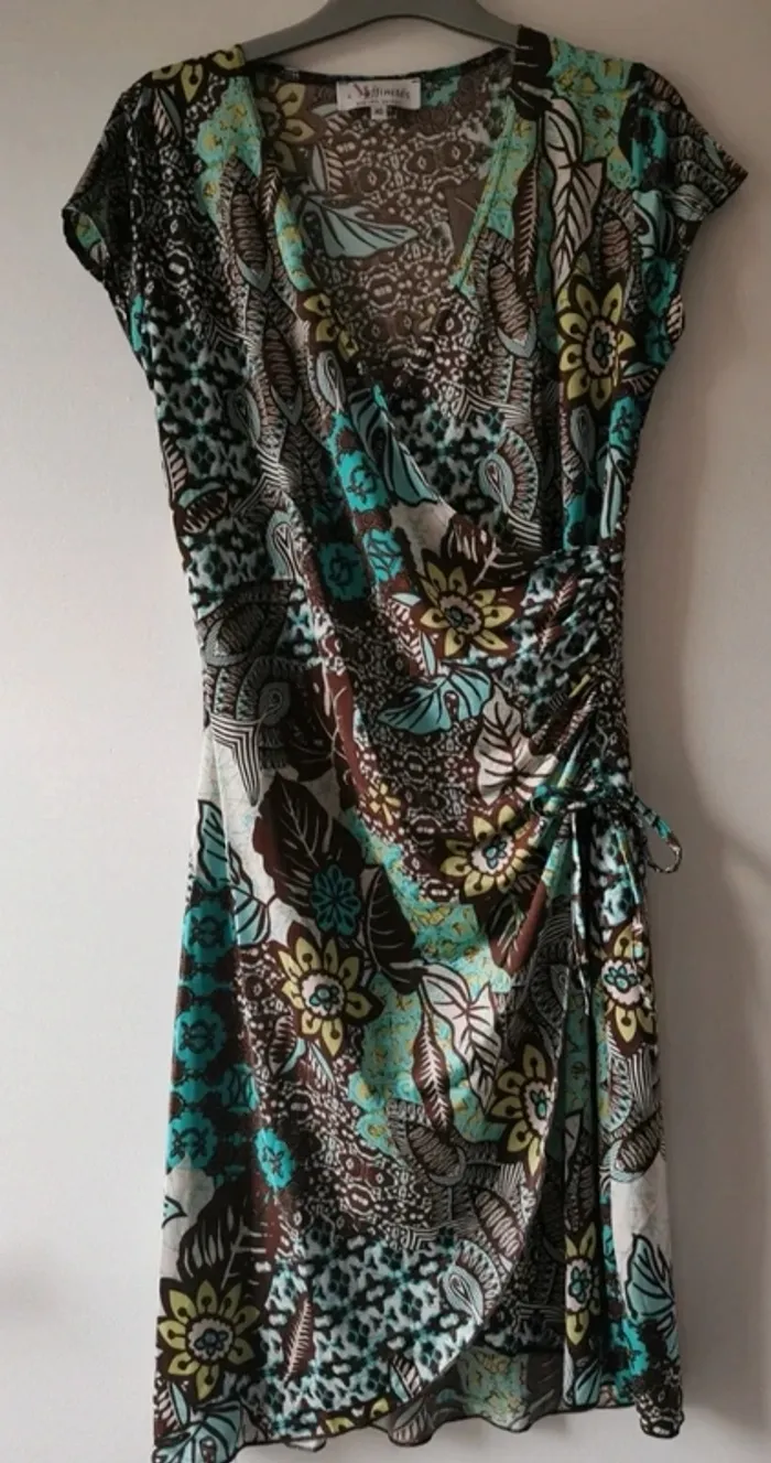 Superbe robe Armand Thiery Taille 40 neuve