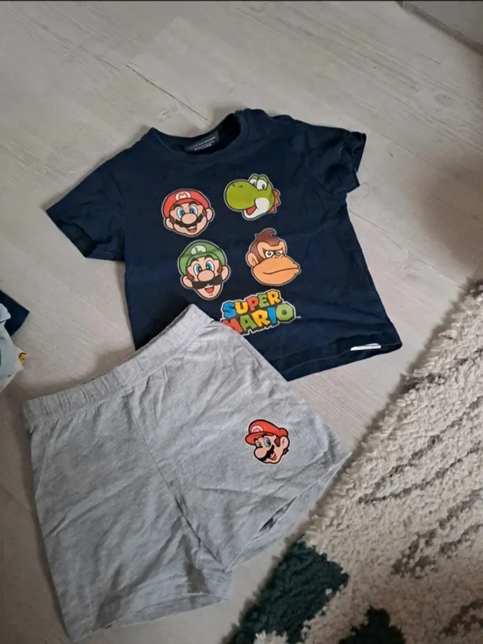 Pyjama Mario🌸