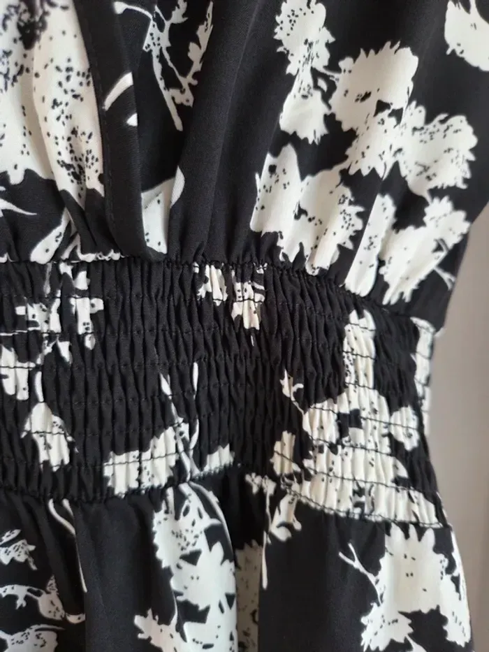 Robe neuve femme taille 36 S - photo numéro 4