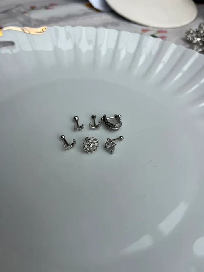 Lot 6 piercings acier inoxydable lune plume mono