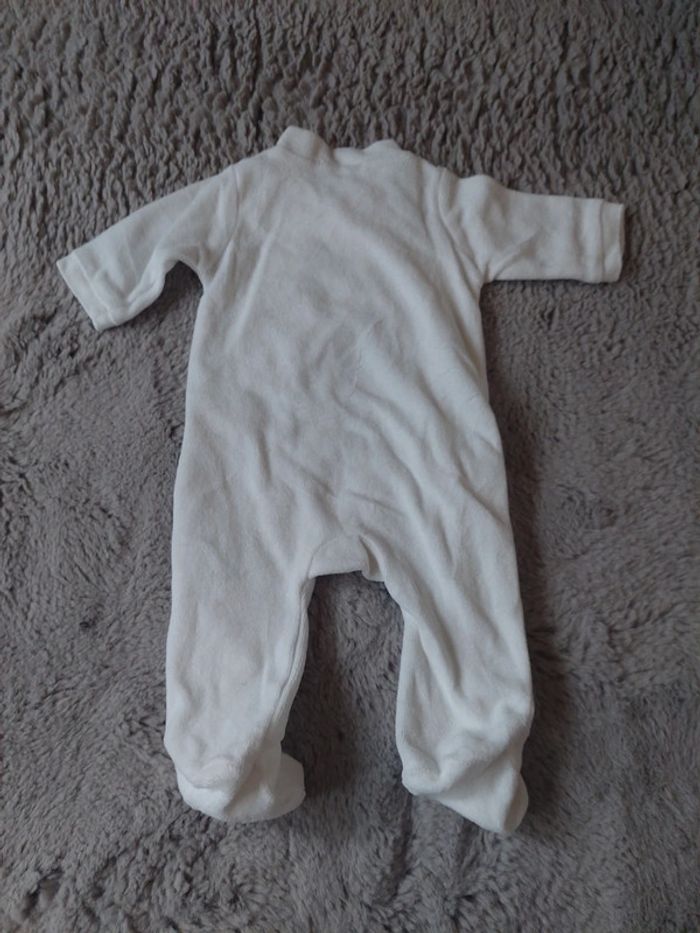 Pyjama 1 mois - photo numéro 2