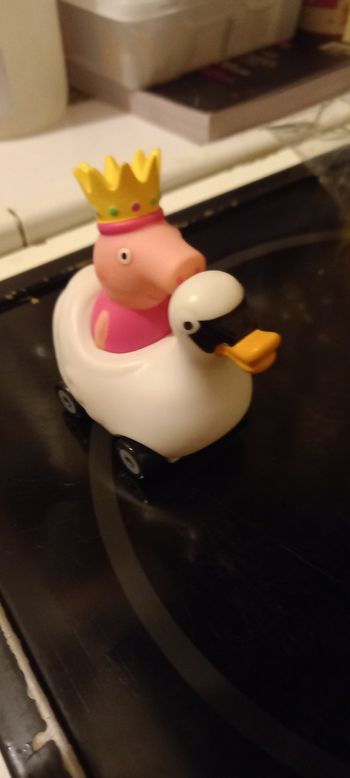 Petite  figurine peppa pig 8cm env